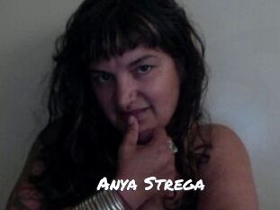 Anya_Strega