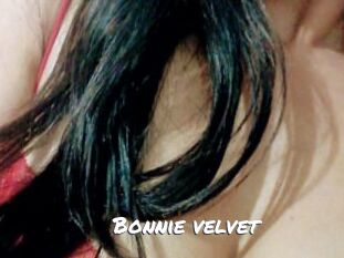 Bonnie_velvet