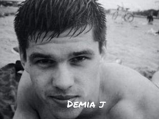 Demia_j