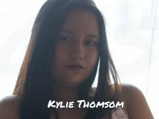 Kylie_Thomsom