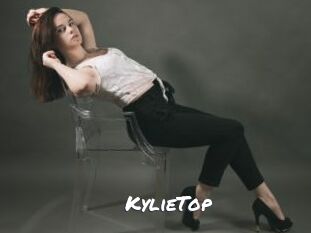 Kylie_Top