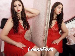 LarraFoxx