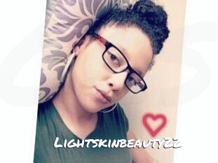 Lightskinbeauty22