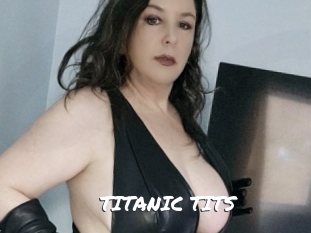 TITANIC_TITS