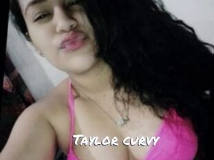 Taylor_curvy